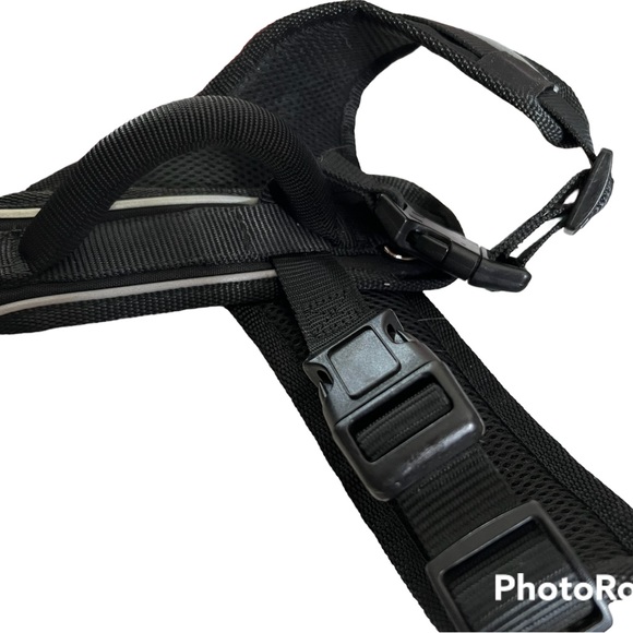 PetSafe Dog Pet Safe Dog Harness Medium 2632 255 Pound Dog Poshmark